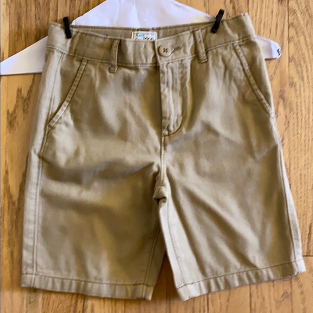 Boys Khaki shorts size 6